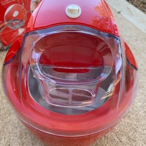 Americana Ice Cream Maker